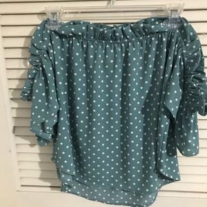NWT Papaya Cold shoulder shirt